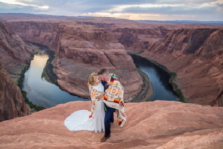 Horseshoe Bend Wedding (7)